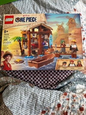 This item is the LEGO ONE PIECE Windmill Village Hut (set number 75636)